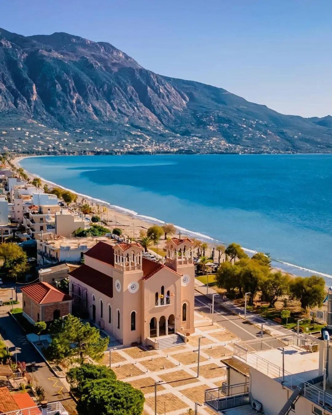 Messinian Blue Seaside Villa Kalamata Dış mekan fotoğraf
